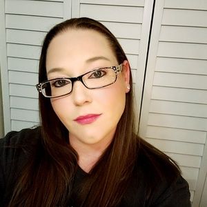 Meet your Posher, Kristen